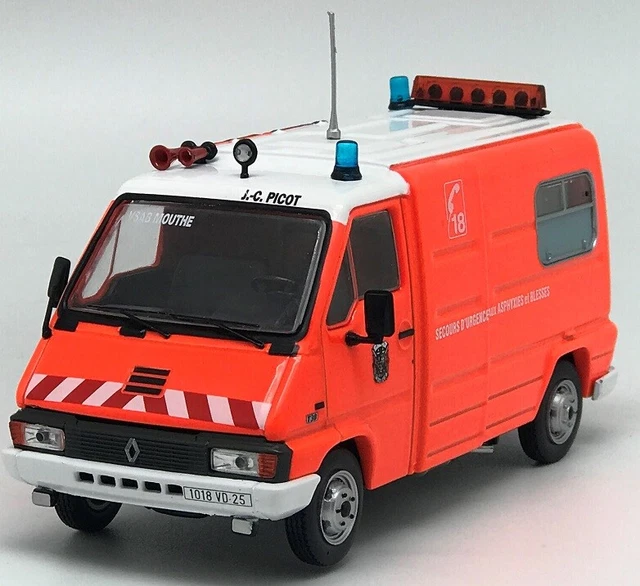 Ambulance RENAULT Master T35 SAMU 75 NECKER SAMU DE PARIS 1/43 Master T35 Véhicule de Collection - Jeux - Jouets