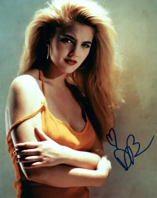 https://www.picclickimg.com/1NoAAOSwRBxlPCYy/Drew-Barrymore-autographed-signed-8x10-Photo-Picture-pic.webp