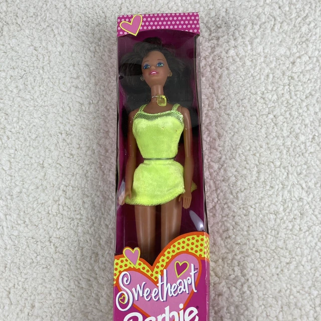 BARBIE DOLL  New 1997 Sweetheart Brunette in Yellow Dress - NRFB - SEALED