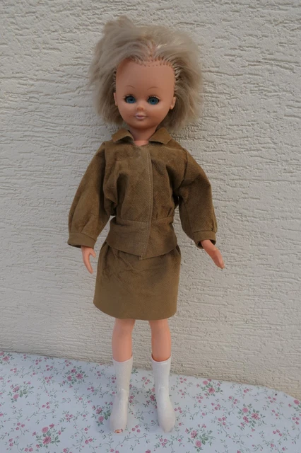POUPÉE CATHIE BELLA avec sa tenue Ambre de 1981 EUR 170,00 - PicClick FR POUPÉE CATHIE BELLA avec sa tenue Ambre de 1981 EUR 170,00 - PicClick FR
