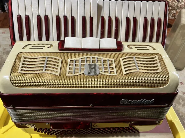 accordions used Rondini. It Works But Not Well.