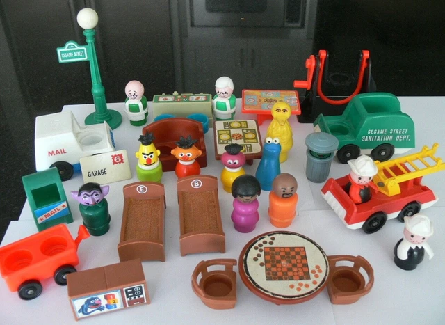 Vintage Fisher Price Little People Sesame Street ~ by the piece ~ YOU CHOOSE!!!