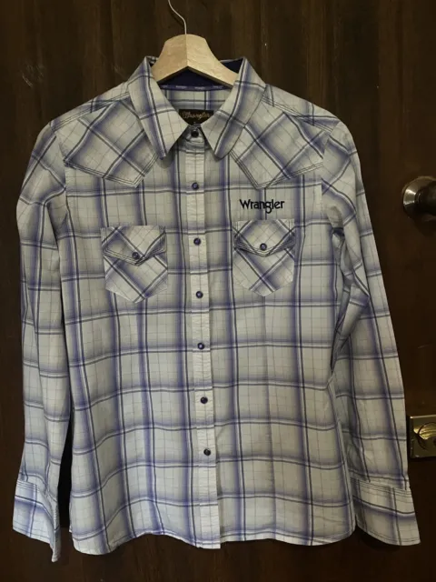 WRANGLER Pearl Snap Button Ladies Sz 10 Long Sleeve Blue Check Shirt Western