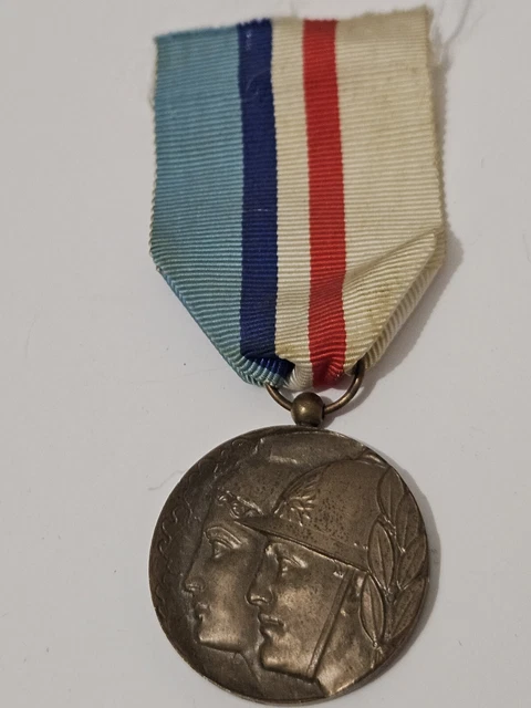 Médaille Bronze 50mm 1969 – Dévouement Courage CG Essonne – Sapeurs-pompiers