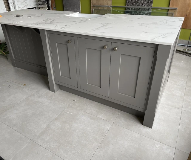 EX DISPLAY KITCHEN Island Units, Cupboards, Doors & Worktop Dark
