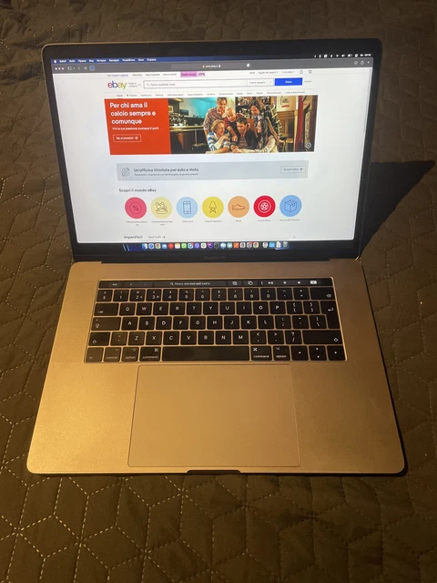 Apple MacBook Pro 15,4” silver 2017 TouchBar i7 3,1Ghz 16GB RAM 1TB SSD