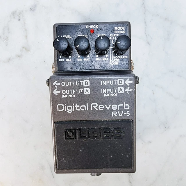 Boss CS-3 Compression Sustainer Guitar Effects Pedal, Compressor, Squeeze, Level