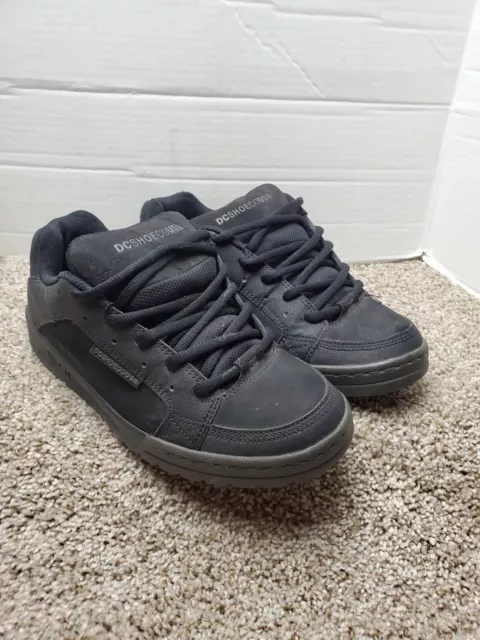 Fat tongue deals skate shoes