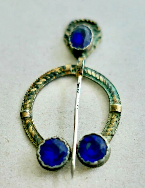 Belle Broche Ancienne En Argent Massif - Style Arabe Berbère Du Maghreb - Occasion