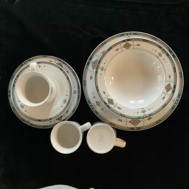 Studio Nova Adirondack Y2201. Set Of 3 Cups, Salad Plates, Dinner Plates, Bowls