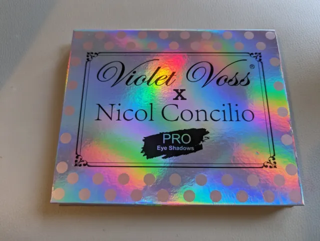 Paleta Violet Voss Nicole.