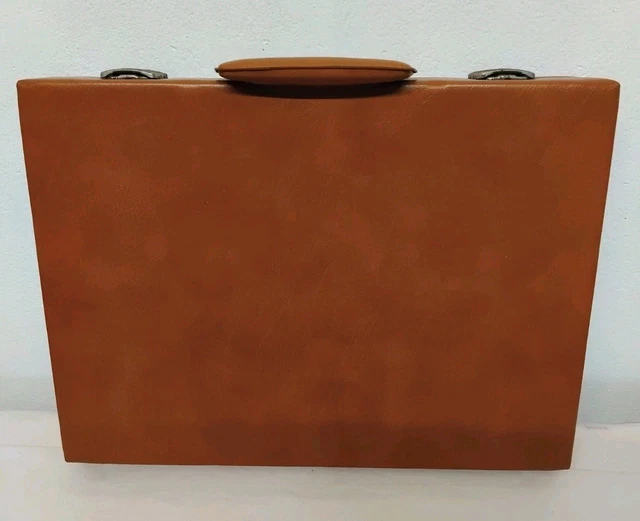 mallette en cuir ancienne avec 2 poches intérieures