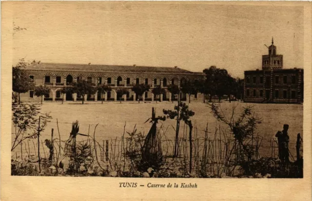 CPA AK TUNISIE TUNIS - Caserne de la Casbah (239655)