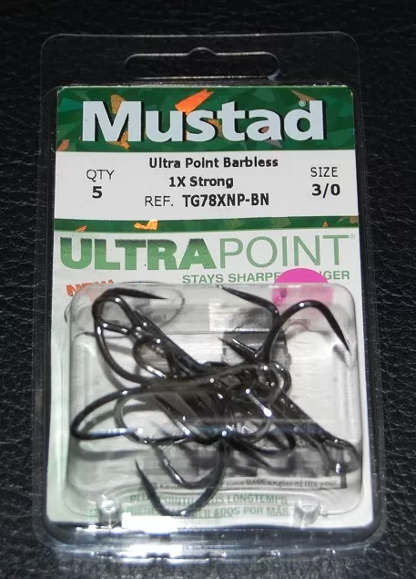 Mustad Treble Hooks 3565-DS-4/0-50 Durasteel 2X Strong Triple Hook