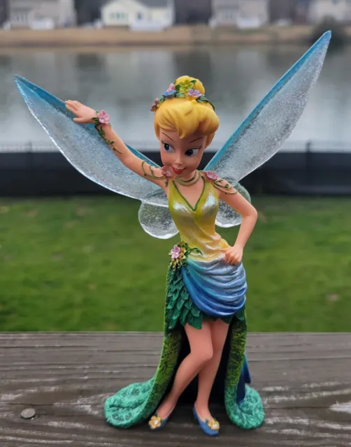 Disney Showcase Collection Enesco Couture de Force Tinkerbell Peter Pan Figure