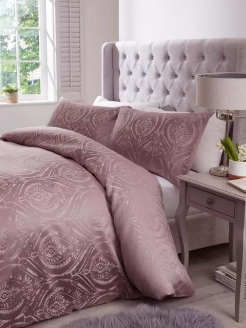 Luxury Boston Super King Size Lilac Jacquard Duvet Cover & Pillow Case Set