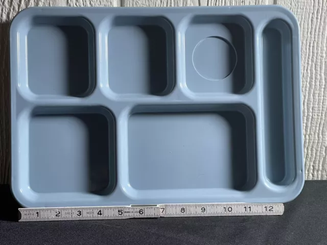 https://www.picclickimg.com/1PEAAOSwk2Fgxs4V/SET-OF-4-Vintage-Cafeteria-Home-Tray-Blue-Divided.webp