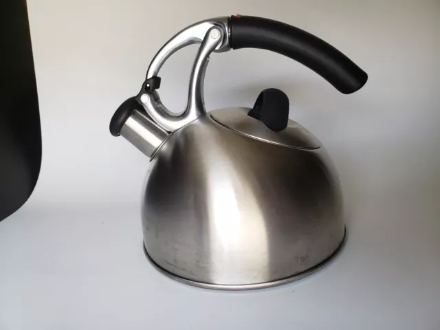 OXO Uplift Good Grips 2Qt/1.9L Stainless  Steel Whistling Tea Kettle/ Pot