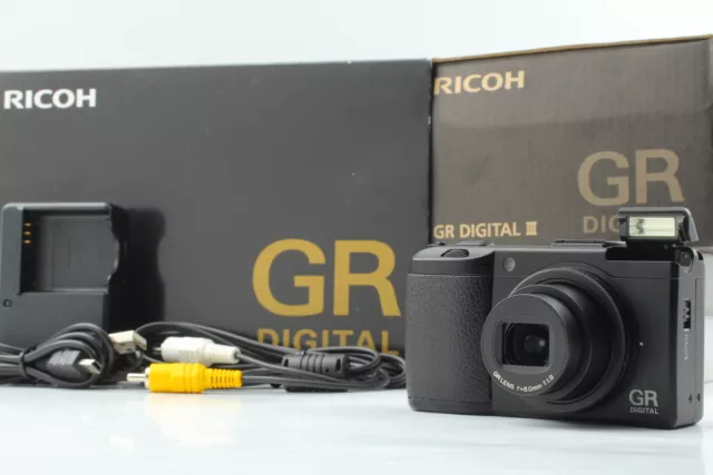 Shots 1163 [Near MINT] Ricoh GR DIGITAL III 10.0MP Digital Camera Black JAPAN