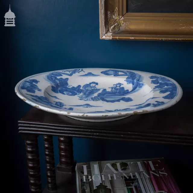 Bol à vaisselle bleu et blanc 17e siècle Delft 2