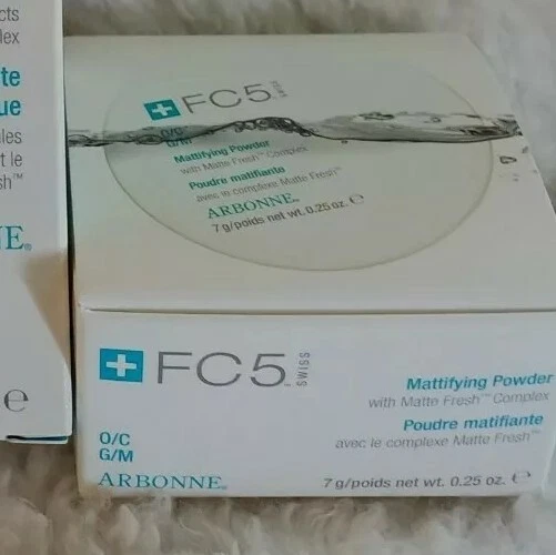 NEW Arbonne FC5 Mattifying Powder/Vegan translucent for oily/combination Vegan