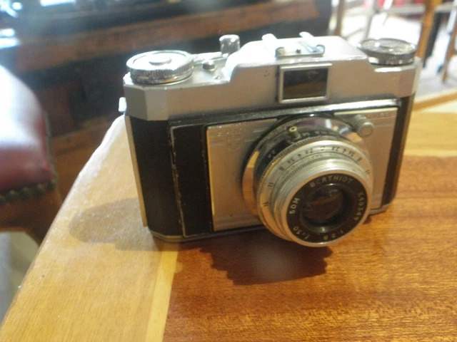 Appareil photo Savoy Royer 3F avec objectif et étui Som Berthiot 50