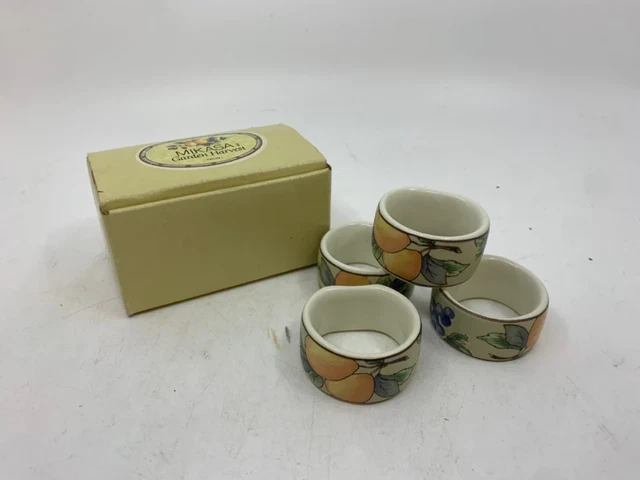4 Ceramic Garden Harvest Napkin Holders.
