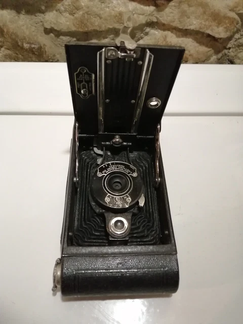 Ancien appareil photo à soufflet Kodak Kodex N°2 Model B