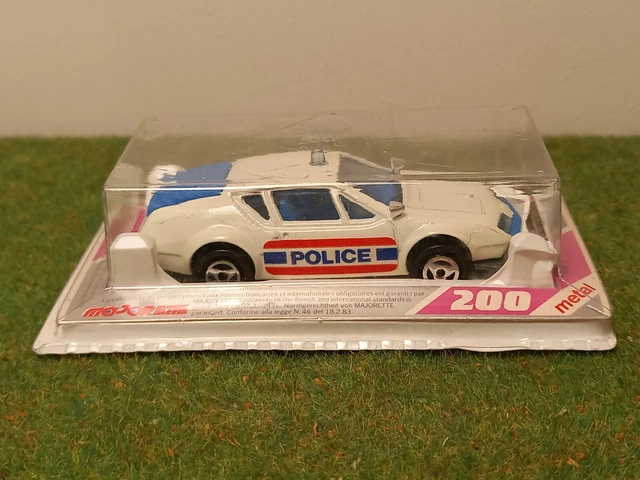 MAJORETTE série 200 Chevrolet Impala Police N° 240 - NEUVE RARE Blanc