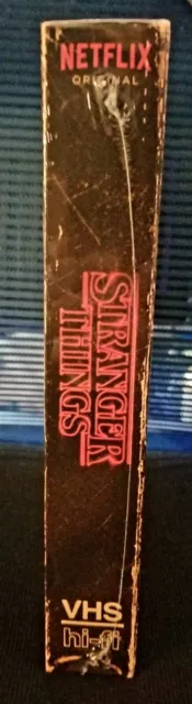 Stranger Things saison 1 Blu-ray & DVD CIBLE EXCLUSIVE EMBALLAGE VHS + AFFICHE 2