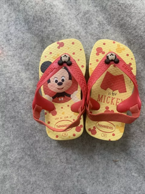 Havaianas Toddler 5C Boys Girls Yellow Red M is for Mickey Mouse Flip Flops