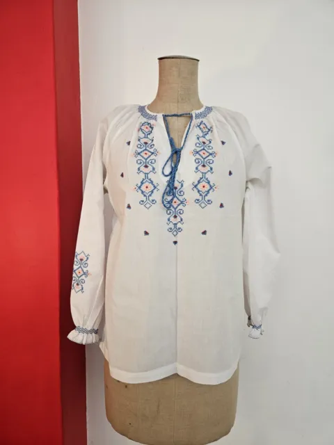 Vintage Hand Embroidered White Ethnic Hippie Blouse Shirt Top  Size XS- S (#88)