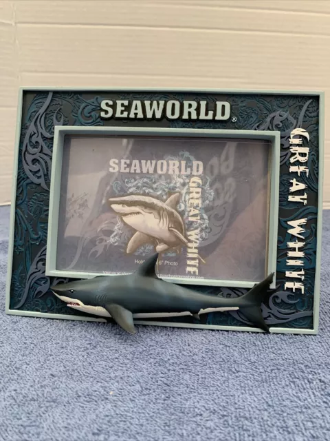 Sea World Picture Frame 3D Great White Holds 4 x 6 Picture