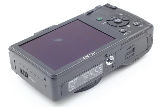[ MINT w/New SD ] SH:1986 Ricoh GR Digital III 10.0MP Digital Camera From JAPAN 10