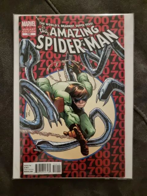 THE AMAZING SPIDER-MAN #700 DOCTOR OCTOPUS (300 Hommage) VARIANT