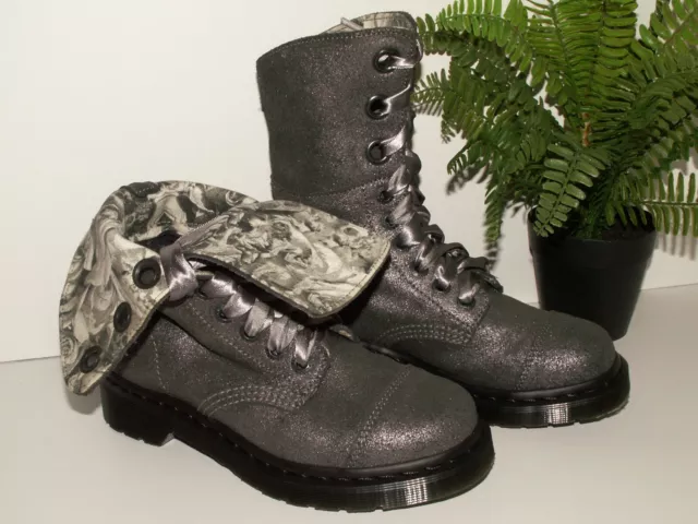 Dr martens triumph massai top