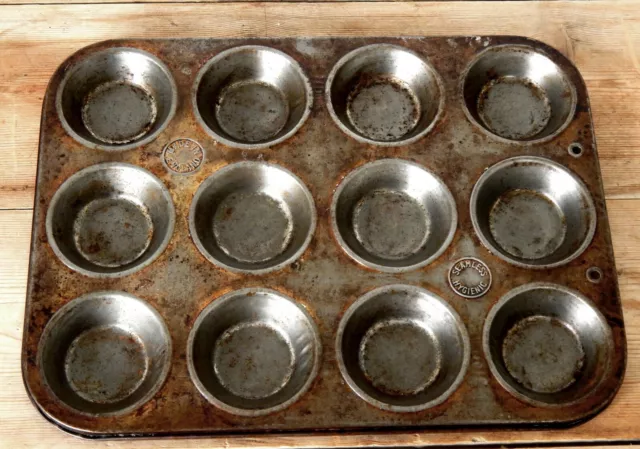 Vintage Shabby Seamless Hygienic Metal Baking Tin Bun Tray Cupcake Muffin 1