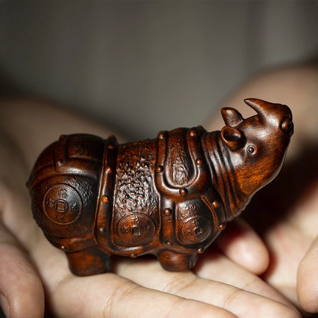 7 x 4.5 x 3 CM Stunning Boxwood Carving: Rhino