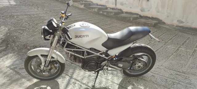 Ducati Monster 900 ie Ducati Monster 900 ie