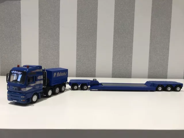 Siku 1:50 Diecast MAN Heavy Haulage Unit With Low Loader