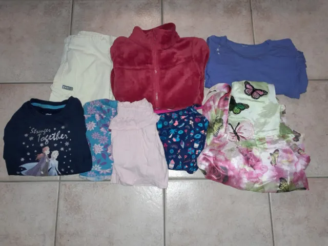 Vêtements fille 4 ans - lot de 8 pièces