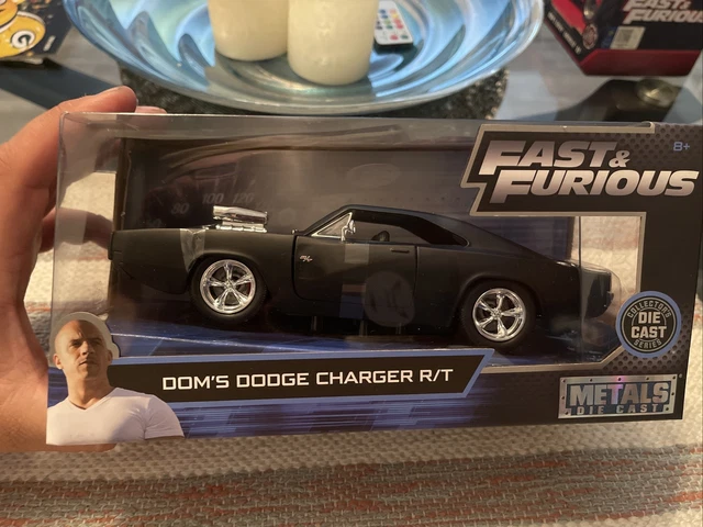 Voiture Miniature Fast Speed 1:64 - Nissan Skyline R34 GTR Rose JDM (2023)