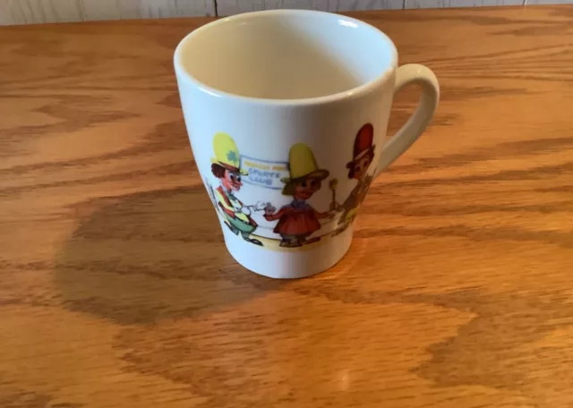 https://www.picclickimg.com/1RMAAOSwd7llR-FL/Ken-Dodds-Diddymen-Coffee-Tea-Cup-Mug-Staffordshire.webp