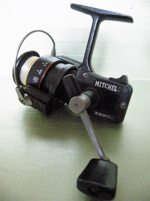 Moulinet de pêche Mitchell 3330z années 1990 pêche grossière