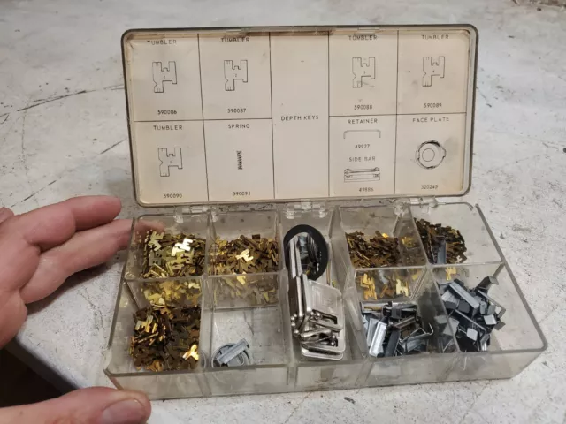 Locksmith auto parts GM Tumbler Kit Lock nos vintage lot Locksmith auto parts GM Tumbler Kit Lock nos vintage lot