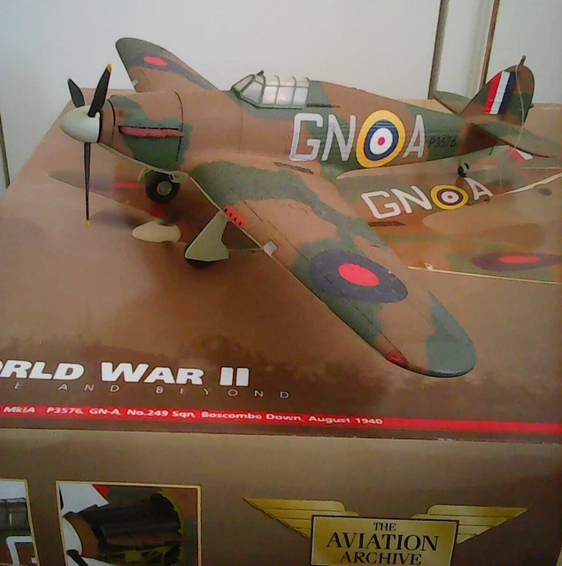 Hawker Hurrican model aeroplane Corgi Aviation archive 1.32 scale