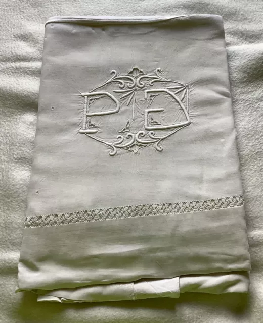 Ancien DRAP en MÉTIS  MONOGRAMME BRODÉ PJ 3 Rangées de jours & Retours Brodés 2