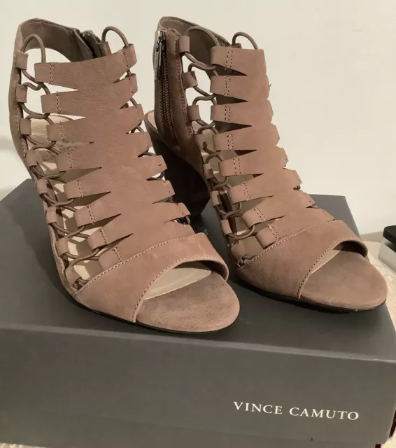 Vince Camuto Evel Caged Sandal Womens 7 M Smoke Taupe Leather Wedge Gladiator 3