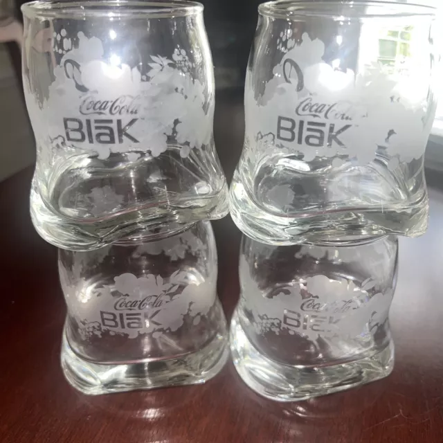 COCA-COLA BLAK DRINKING GLASSES ROCKS ETCHED CURVED BASE 2006 Set of 4