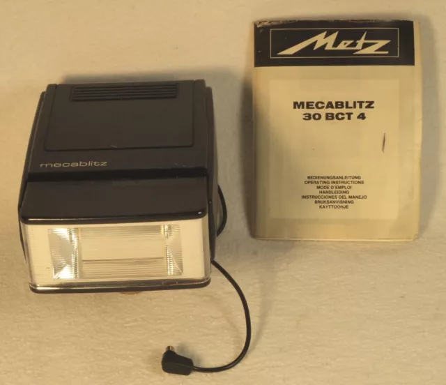 METZ Mecablitz 30BCT4 Hot Shoe-Mounted Flash (damaged foot)